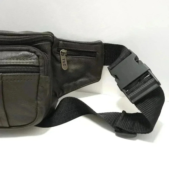 APC Leather Fanny Pack Bag Vintage Brown Unisex - Picture 3 of 9